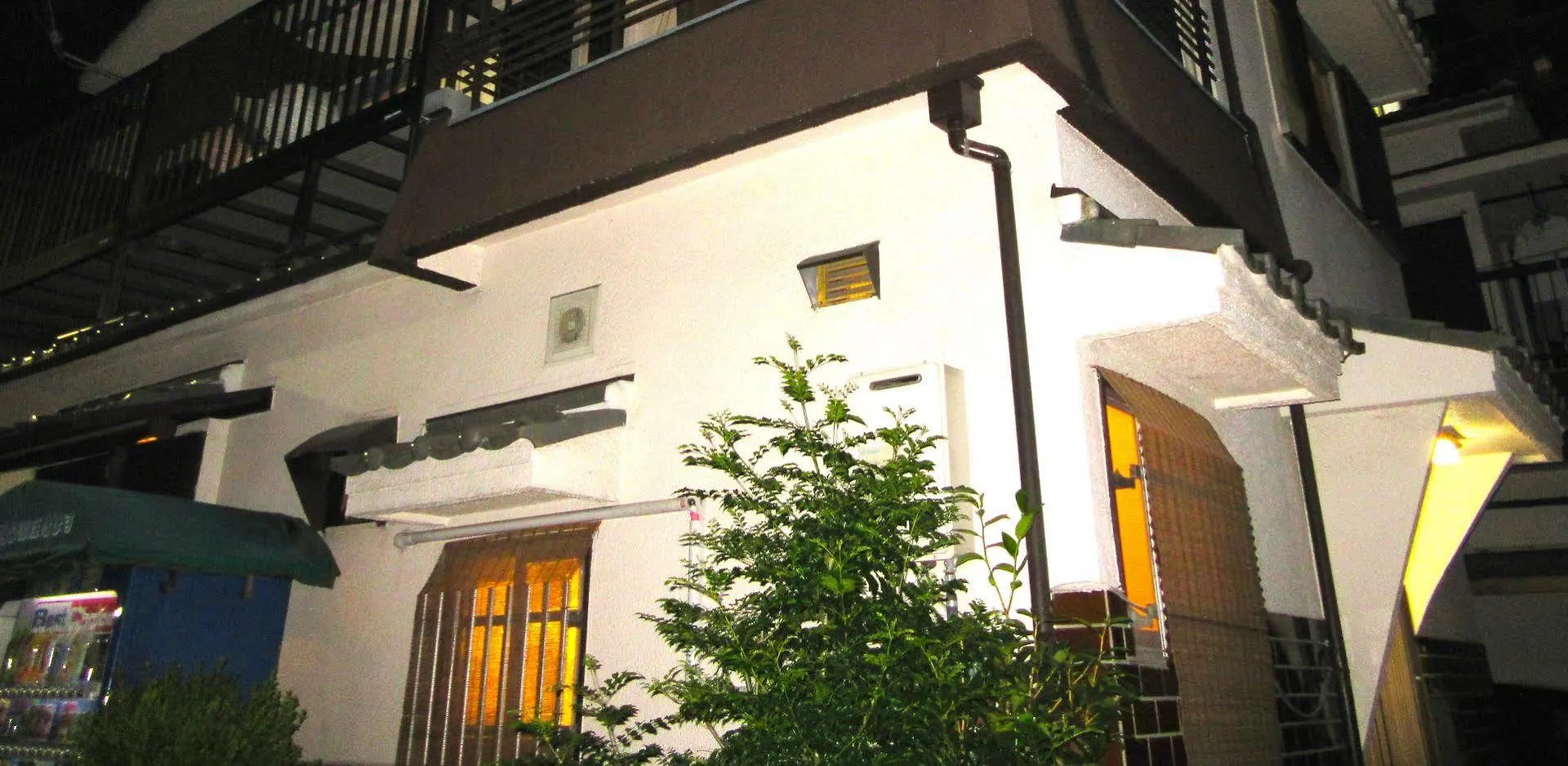 Holiday home Bonborian Ten Private Rent Suita